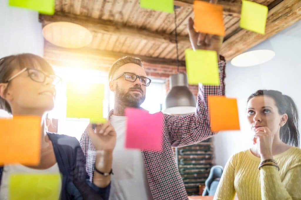 marketing benchmarking